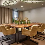 Hilton Garden 4*