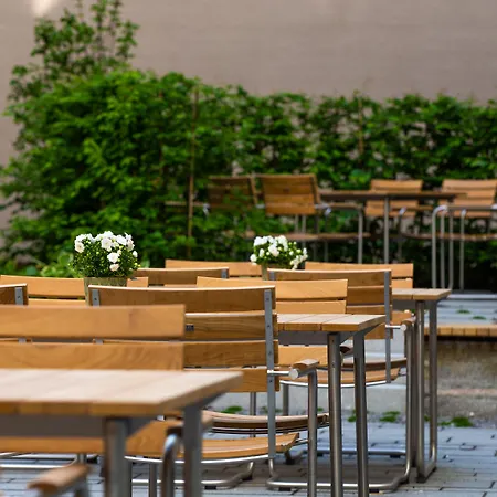 Ξενοδοχείο Hilton Garden