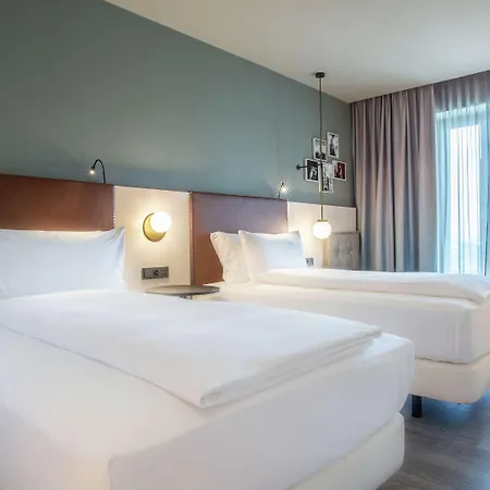 Ξενοδοχείο Hilton Garden 4*