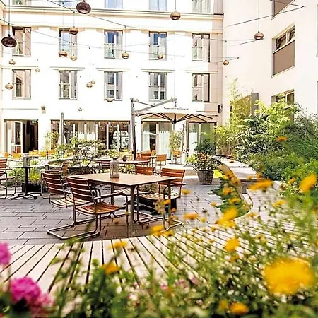 Hilton Garden