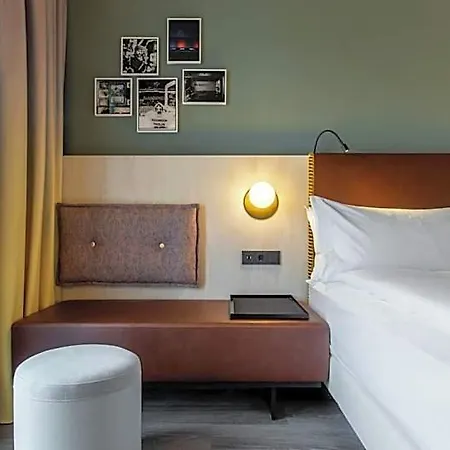 Hilton Garden Otel 4*