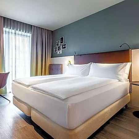 Hilton Garden Otel 4*