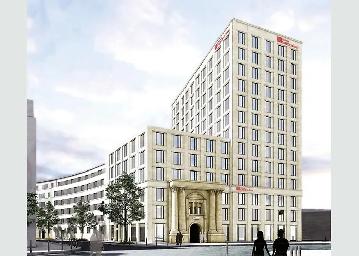 Hilton Garden Hotel 4*