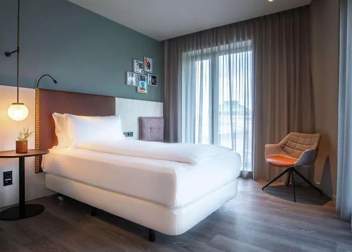 Hilton Garden Отель