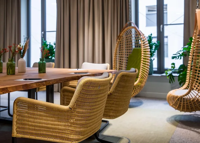 Hilton Garden Hotel 4*