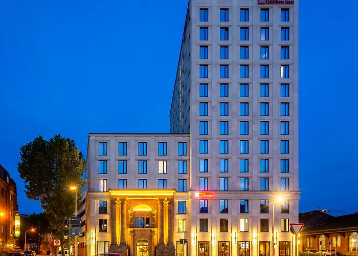 Hilton Garden Hotel 4*